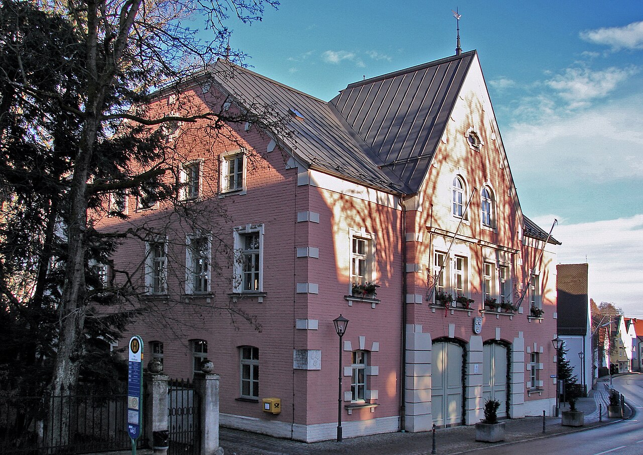 Au_hallertau_rathaus